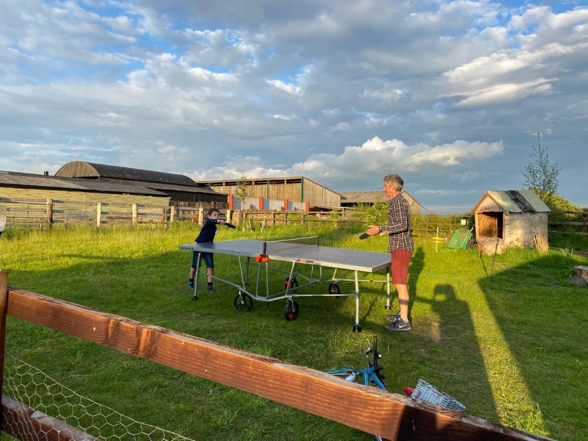 Rew Farm Country & Equestrian Accommodation - Sunrise Lodge Melksham Exteriér fotografie